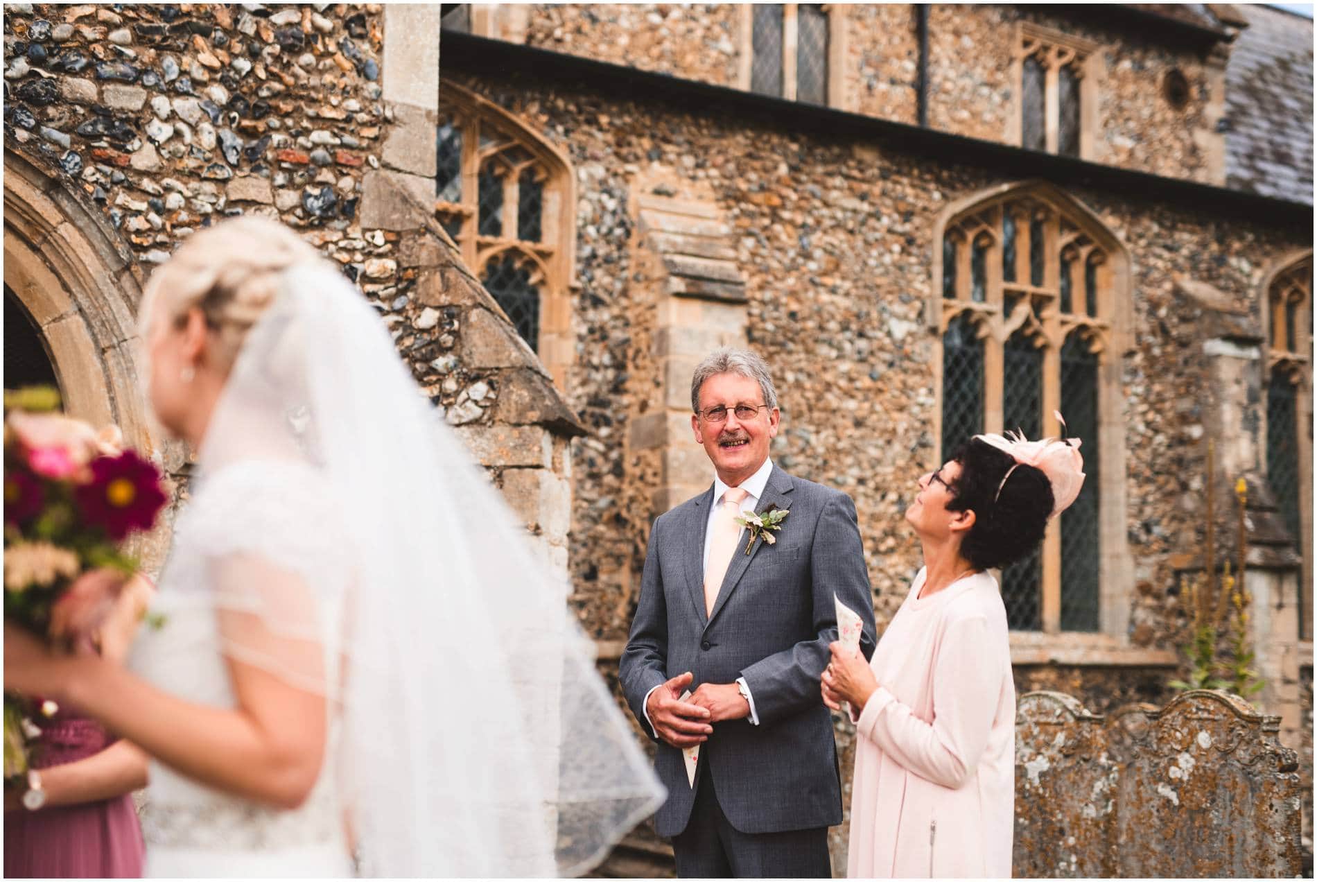 GLEBE FARM BARN WEDDING 