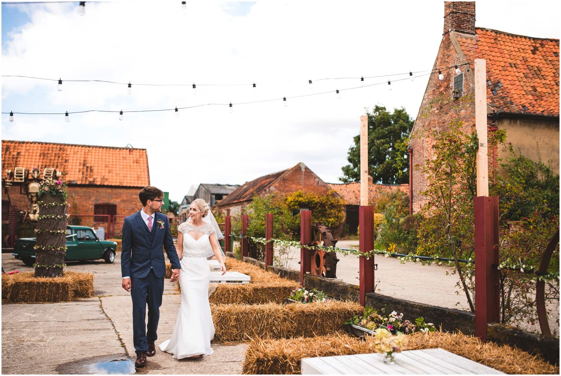 GLEBE FARM BARN WEDDING 