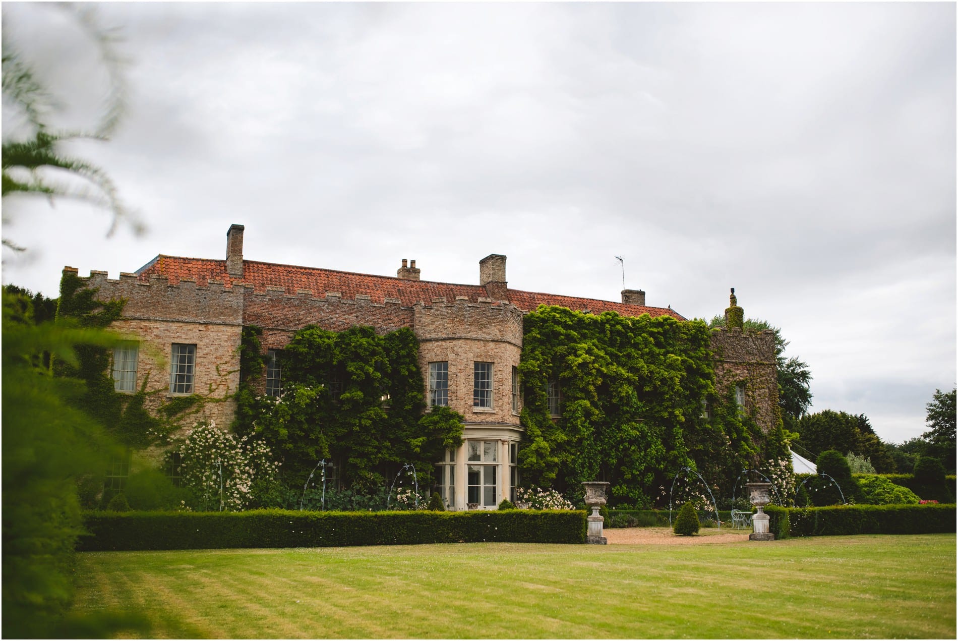 NARBOROUGH HALL WEDDING 